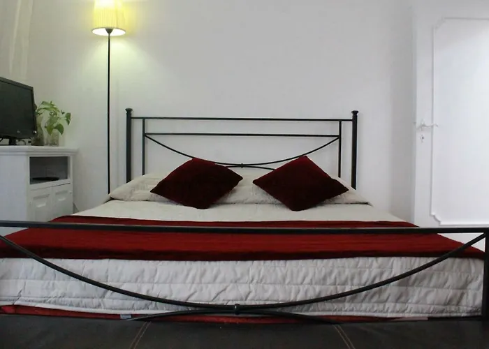 Fermes Guest house *